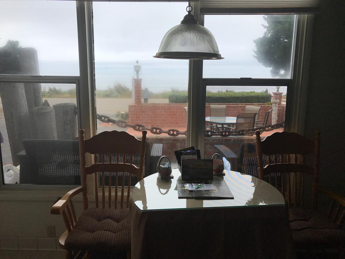 Captain'S Cove Inn Cambria Dış mekan fotoğraf